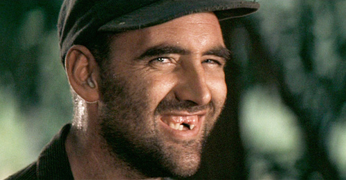 http://www.themoviegourmet.com/wp-content/uploads/2011/04/teeth-deliverance1.jpg