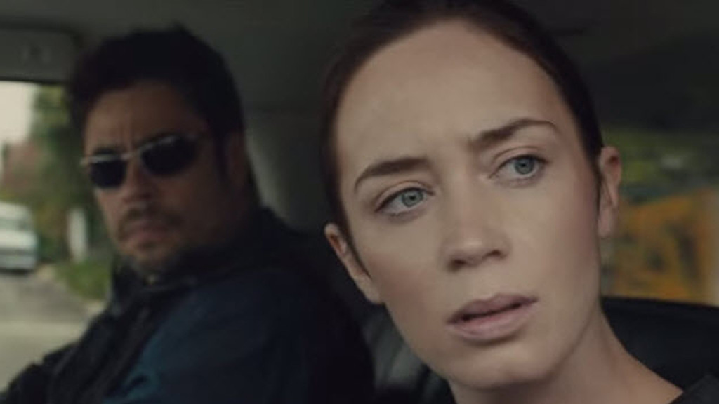 Benicio Del Toro and Emily Blunt in SICARIO