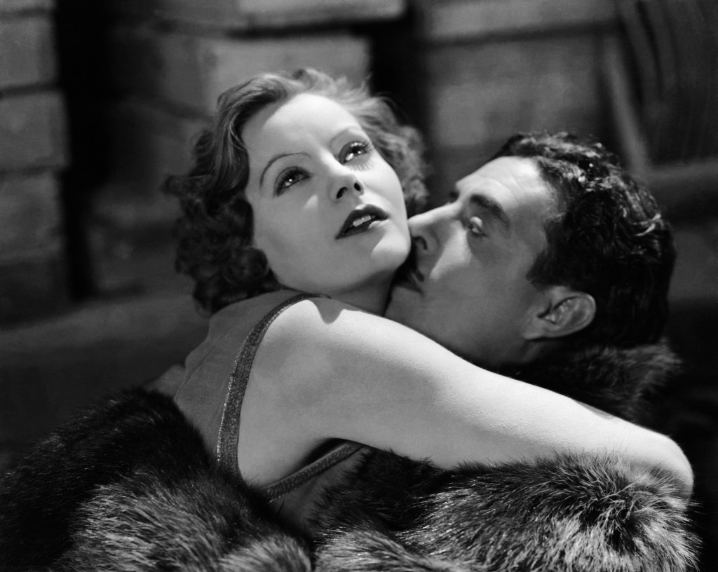 Greta garbo and John Gilbert in FLESH AND THE DEVIL