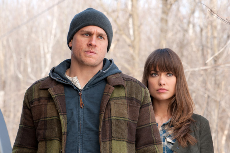 Charlie Hunnam and Olivia Wilde in DEADFALL